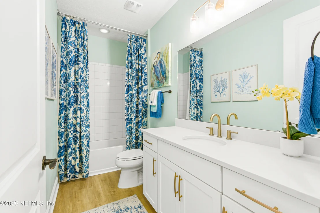 Photo of 633 KENDALL CROSSING Drive