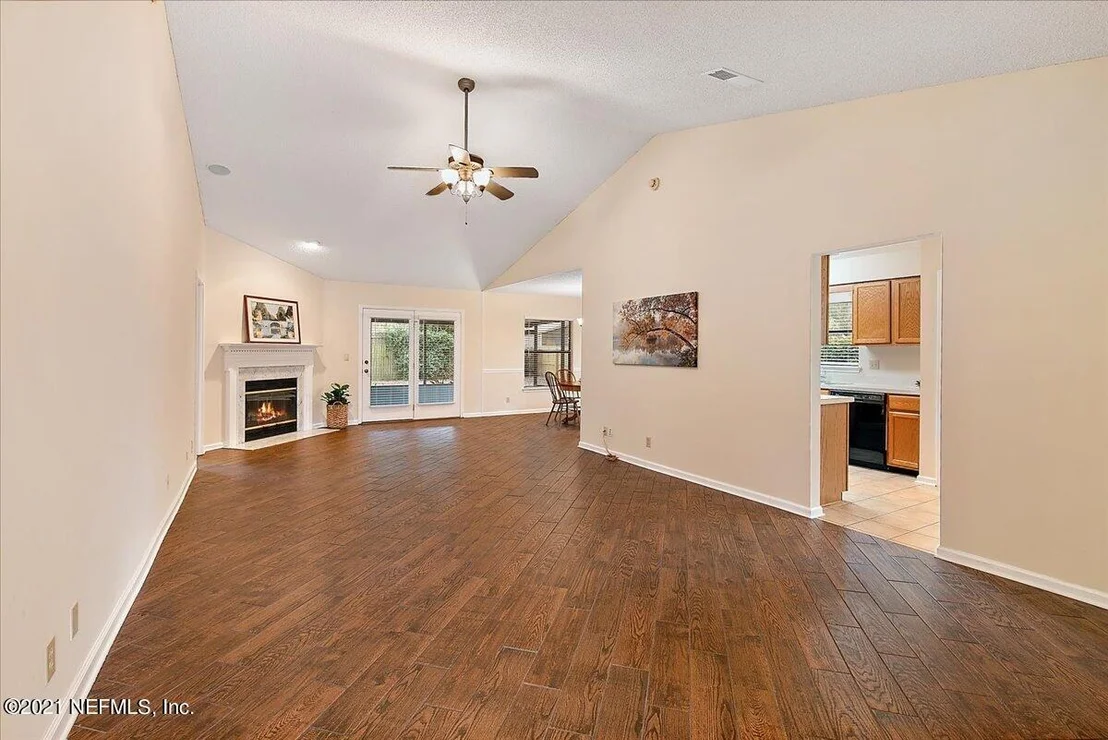 Photo of 14065 BROKEN BOW Drive N