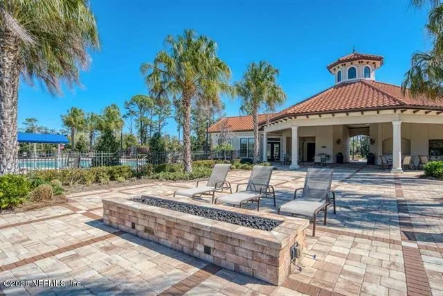 Photo of 100 PINTORESCO Drive