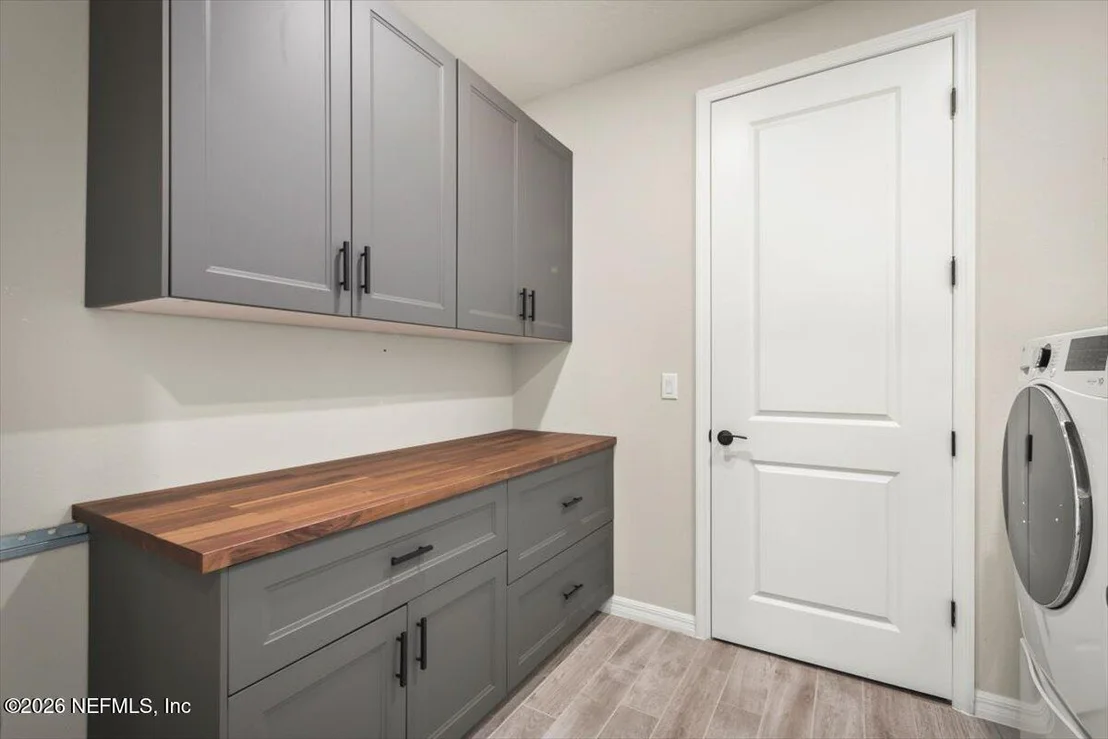 Photo of 10988 TOWN VIEW Drive