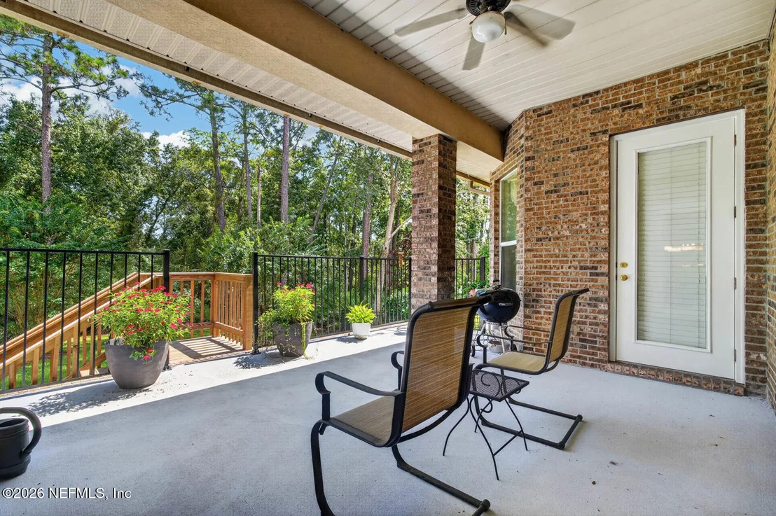 Photo of 832 RILEY Lane