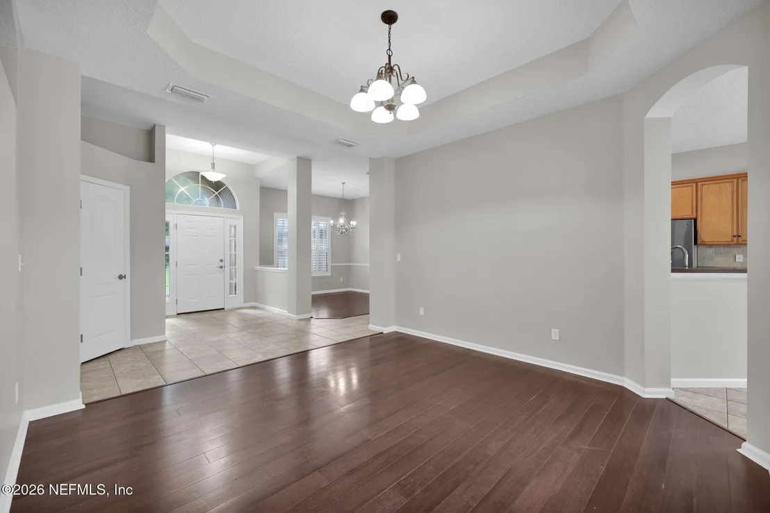 Photo of 879 SONGBIRD Drive