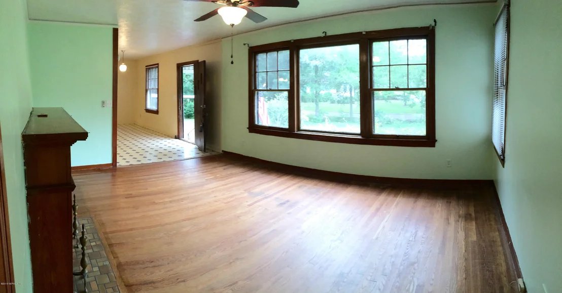 Photo of 1340 AZALEA Drive