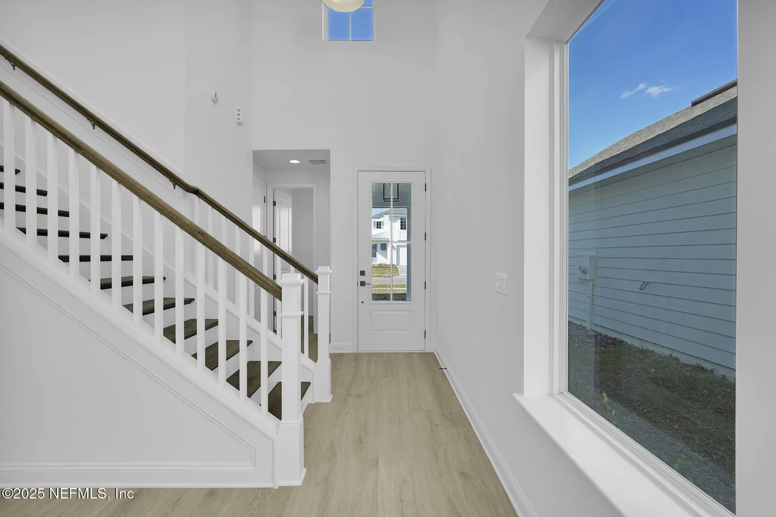 Photo of 299 REFLECTIONS Avenue