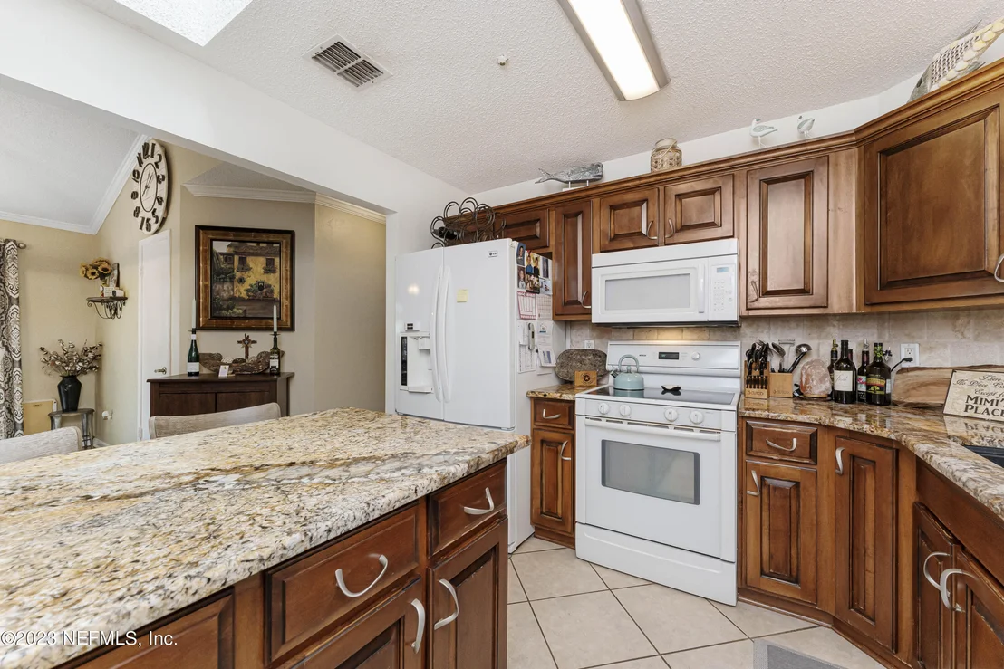 Photo of 1676 WESTWIND Drive