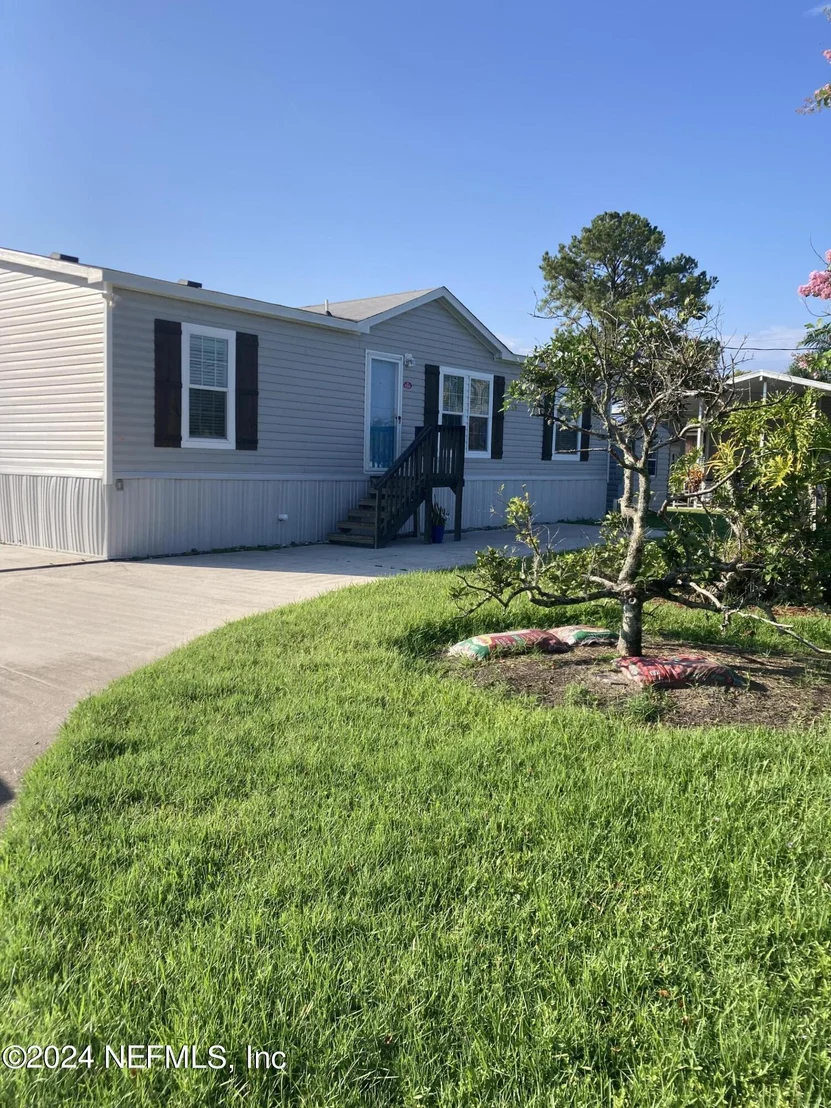 Photo of 152 MOONLITE Drive