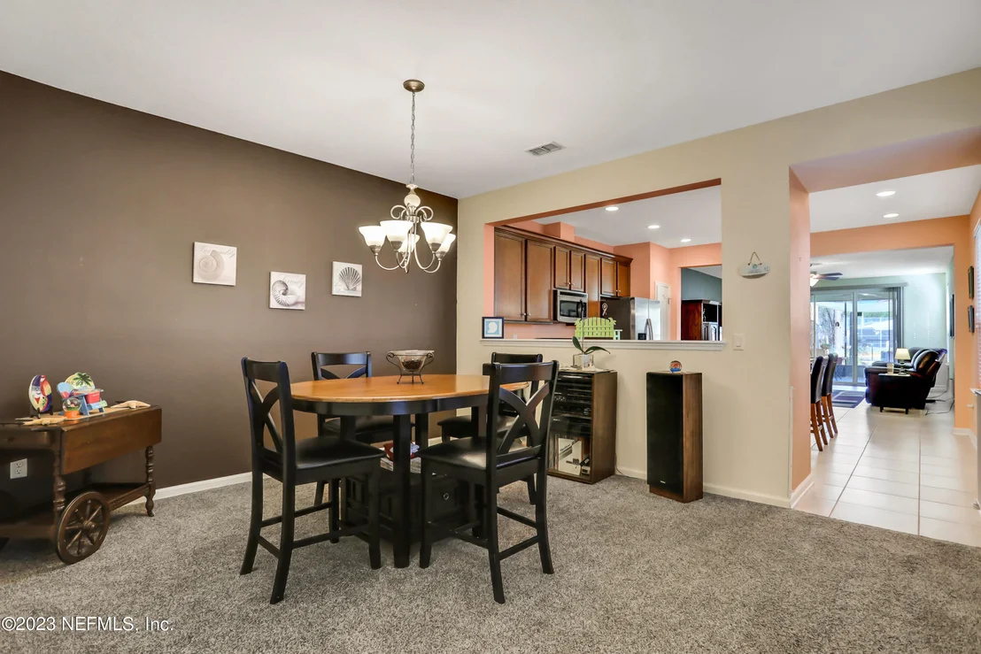 Photo of 724 BRIAR VIEW Drive