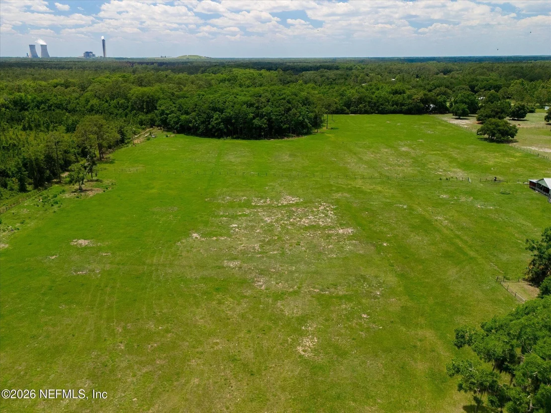 Photo of 786 W RIVER Road