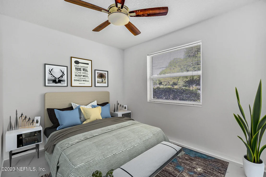 Photo of 2233 MAPLE LEAF Drive E