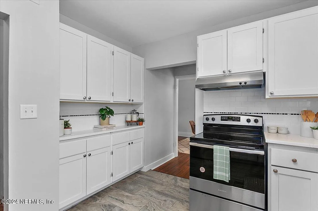 Photo of 1203 CHERRY Street