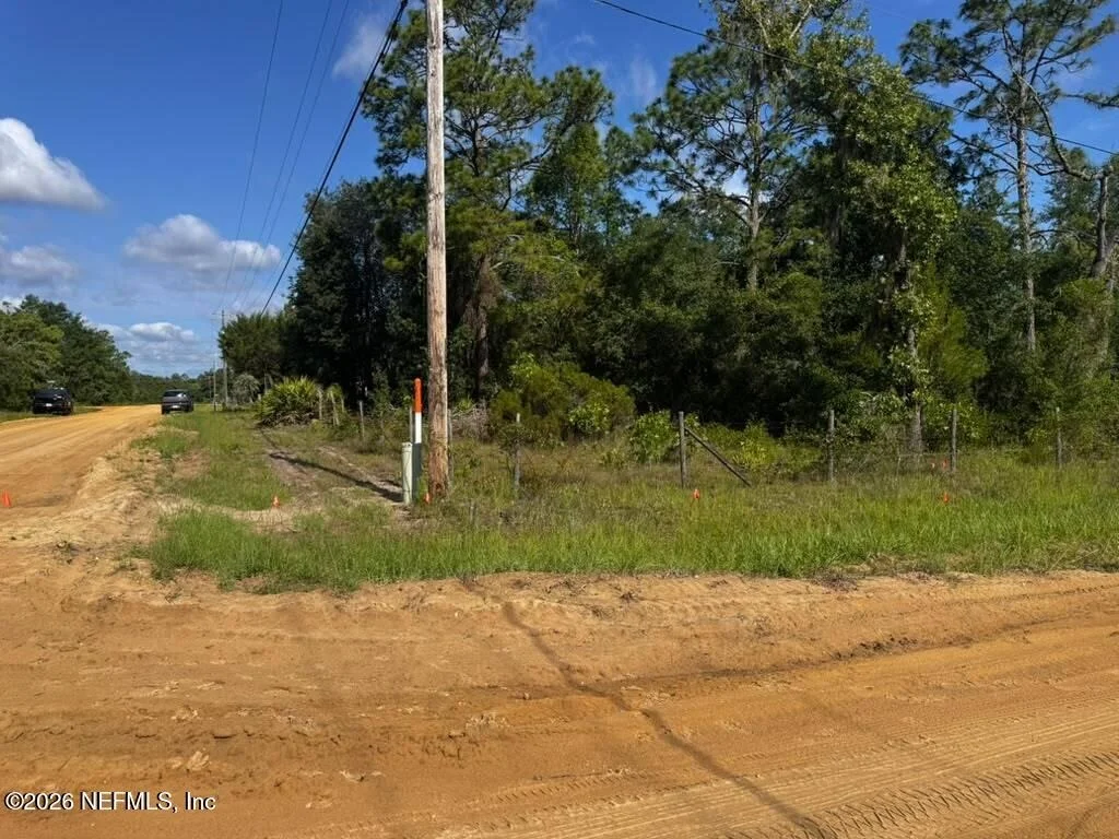 Photo of 602 JUNIOR LAKE Drive