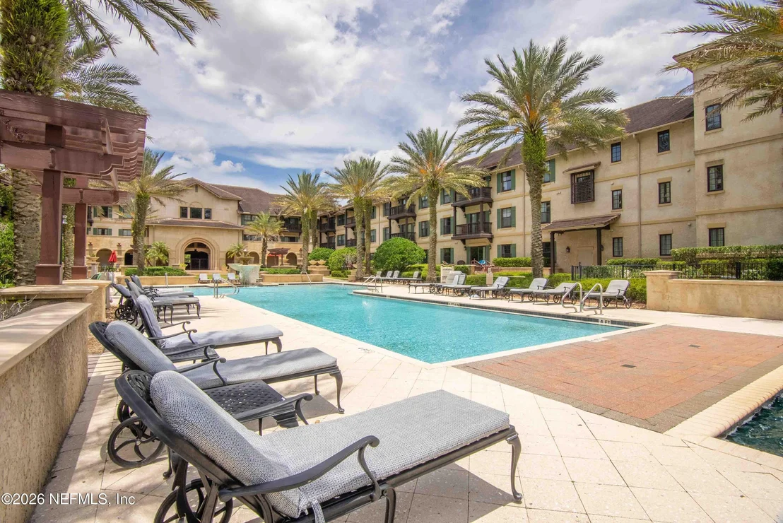 Photo of Unit 102 at 965 REGISTRY Boulevard