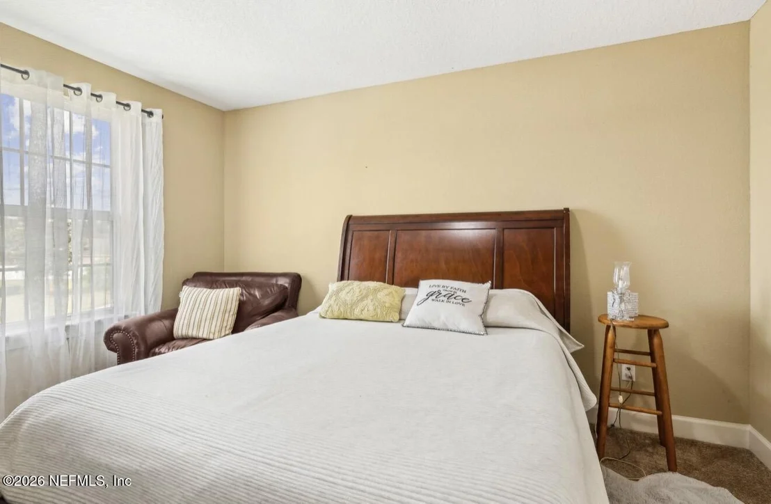 Photo of 1072 MERLIN Point