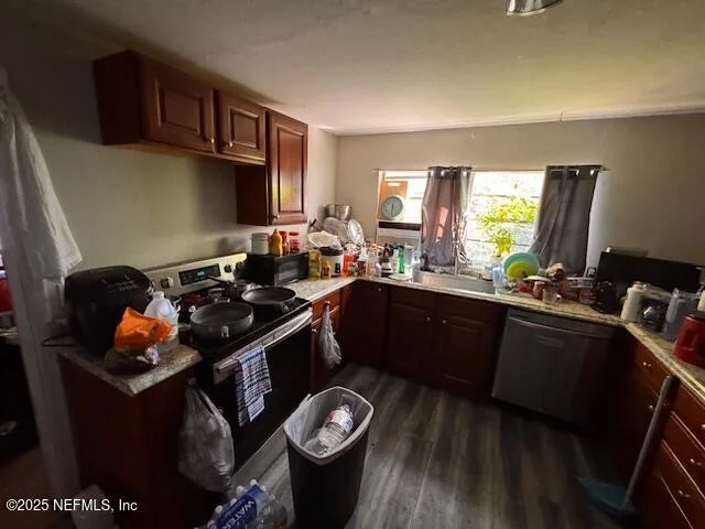 Photo of 709 LOCUST Street