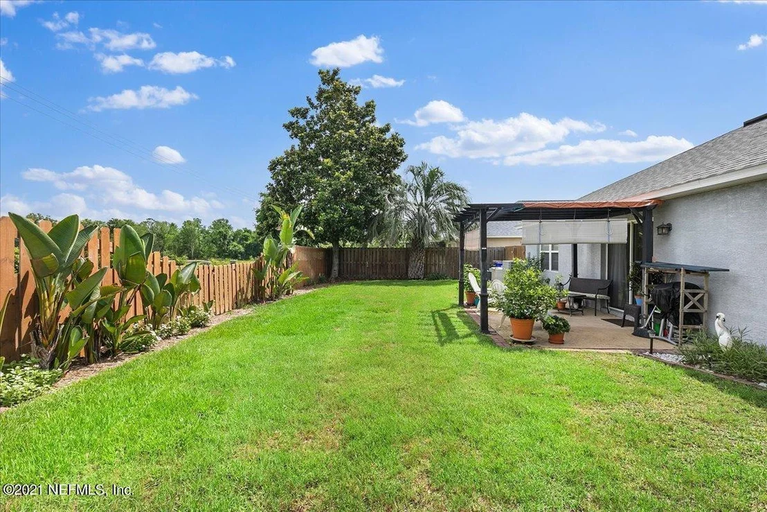 Photo of 440 ISLAND VIEW Circle