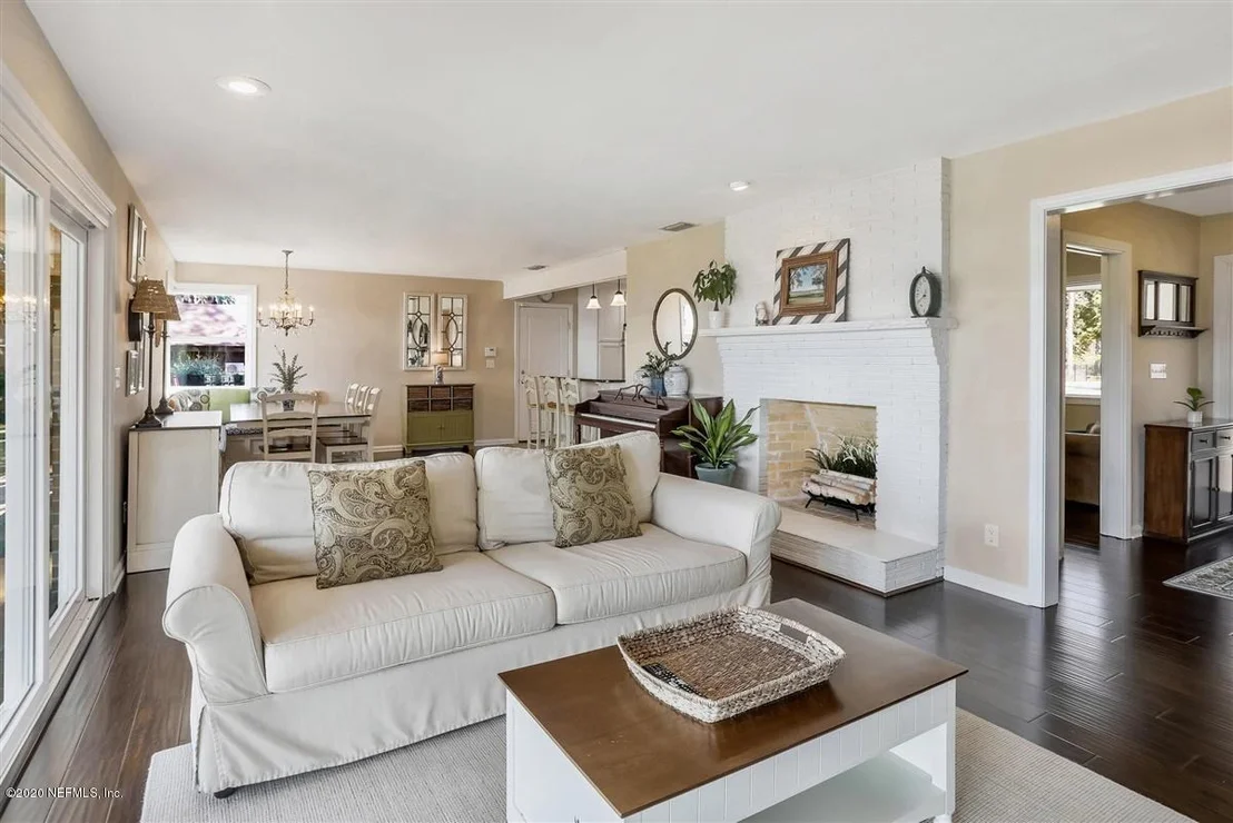 Photo of 348 BROWARD Road