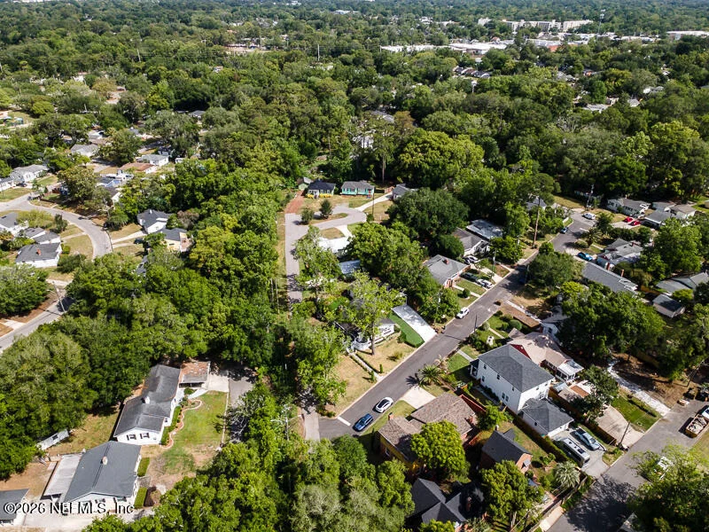 Photo of 1335 AZALEA Drive