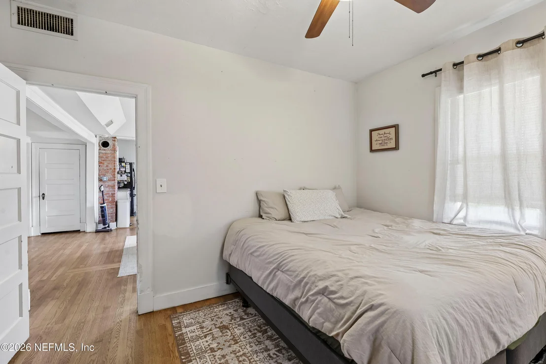 Photo of 2252 MILLS Road