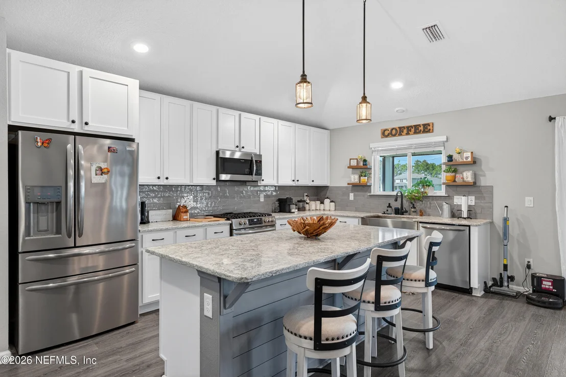 Photo of 665 FLACH Drive