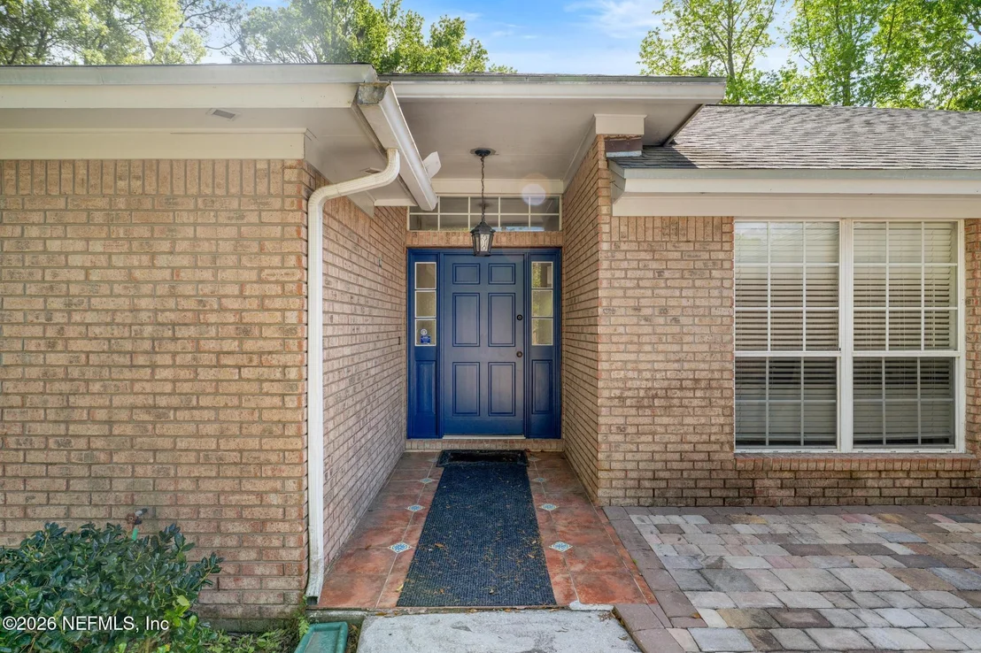Photo of 4325 APPLE TREE Place