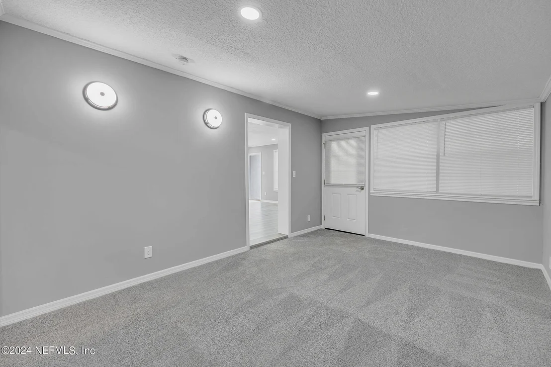 Photo of 6942 ROLLO Road