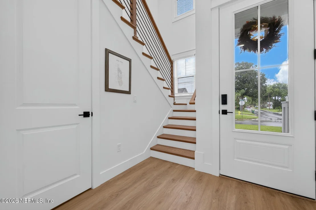 Photo of 904 BARBARA Lane