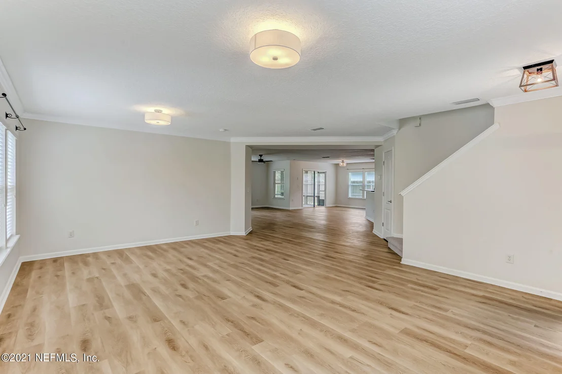 Photo of 1016 DUNSTABLE Lane