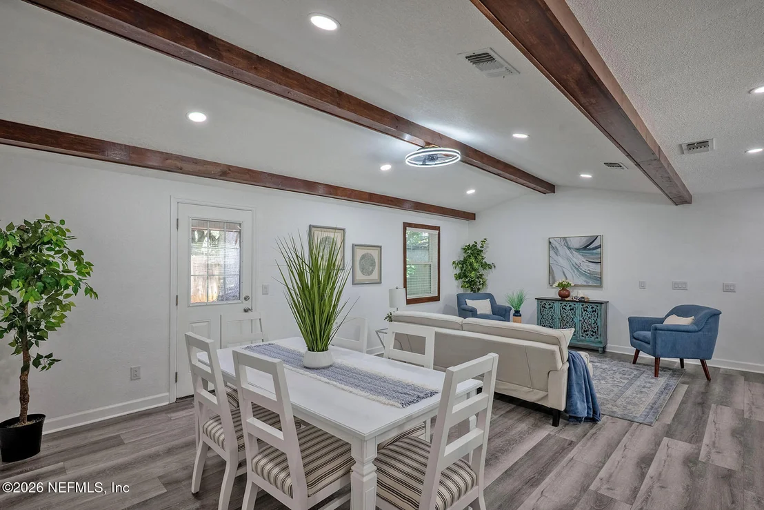Photo of 2212 CARTER BRAXTON Road