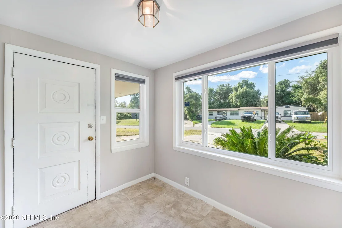 Photo of 5330 OAK FOREST Drive