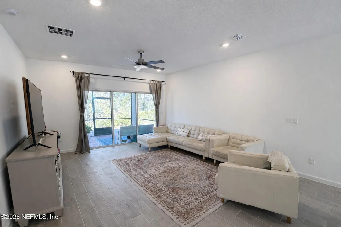Photo of 62 DISSTON Cove