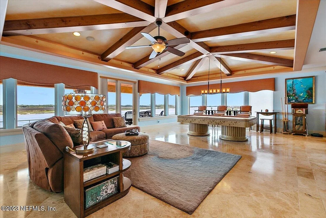Photo of 1261 DELFINO Drive