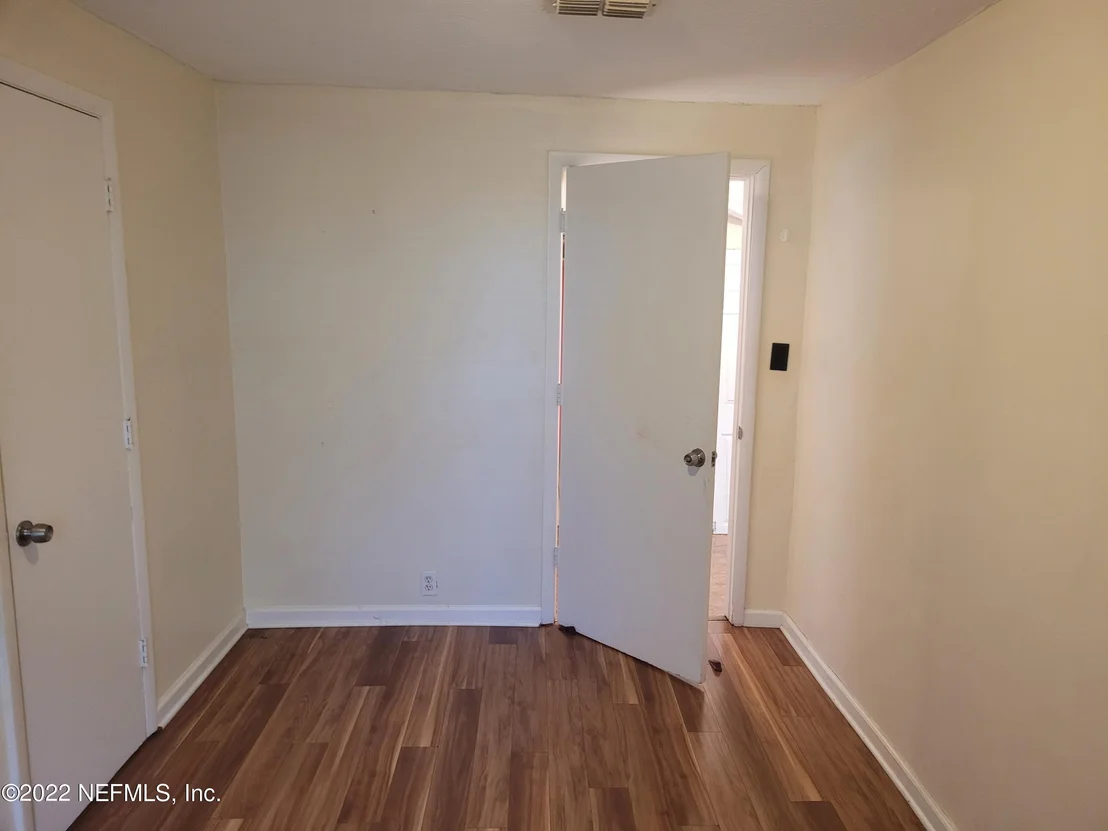 Photo of 1028 DANIEL Street