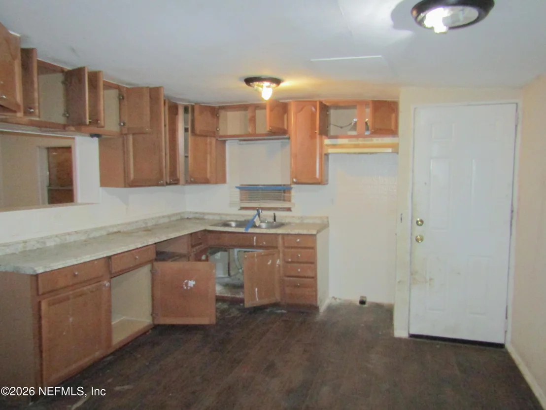 Photo of 3102 THOMAS Street