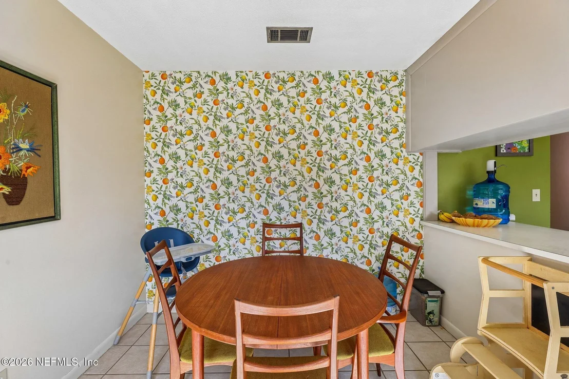 Photo of 1189 CROWN Drive