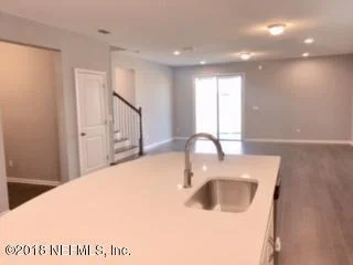 Photo of 382 BEALE Avenue