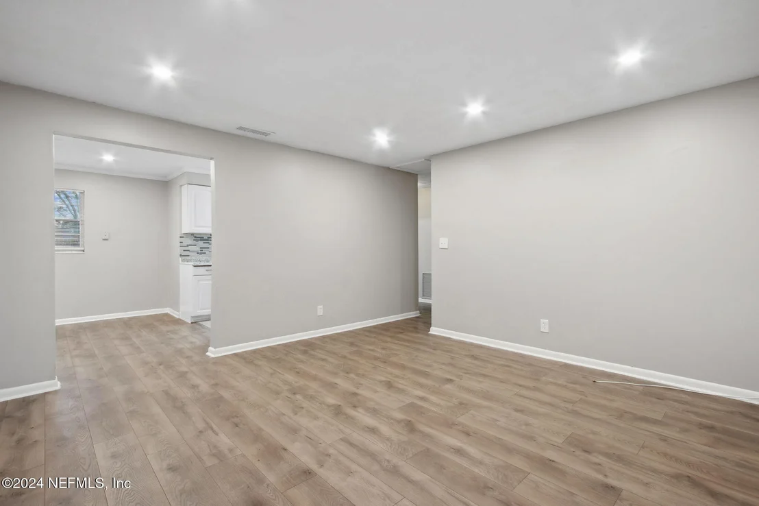 Photo of 11164 KEY HAVEN Boulevard