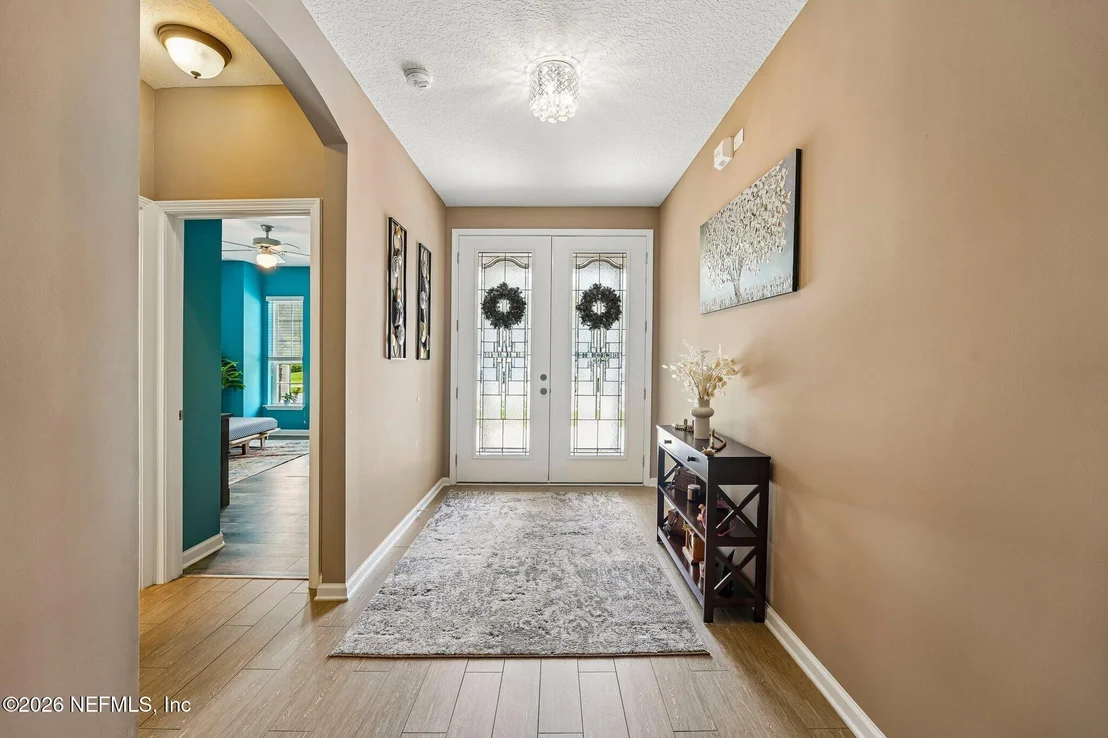 Photo of 96069 BREEZEWAY Court