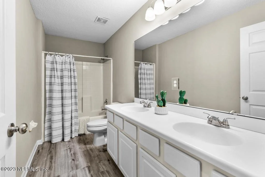 Photo of 1767 FERNCREEK Drive
