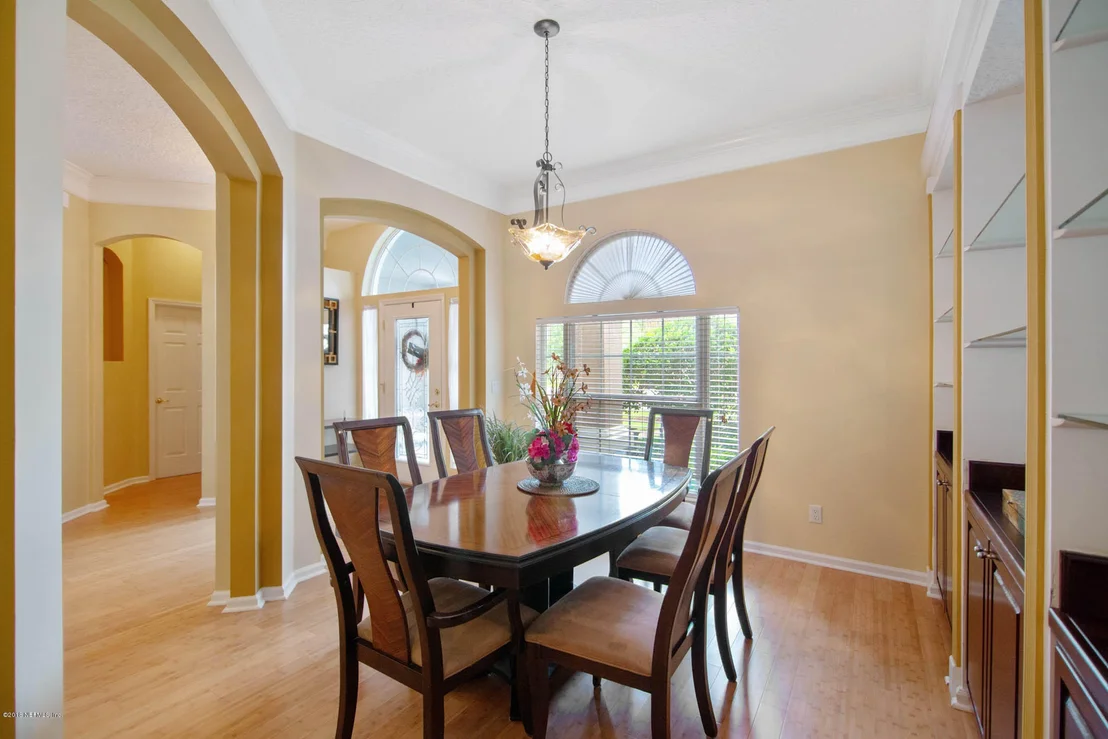 Photo of 115 GLEN OAKS Drive