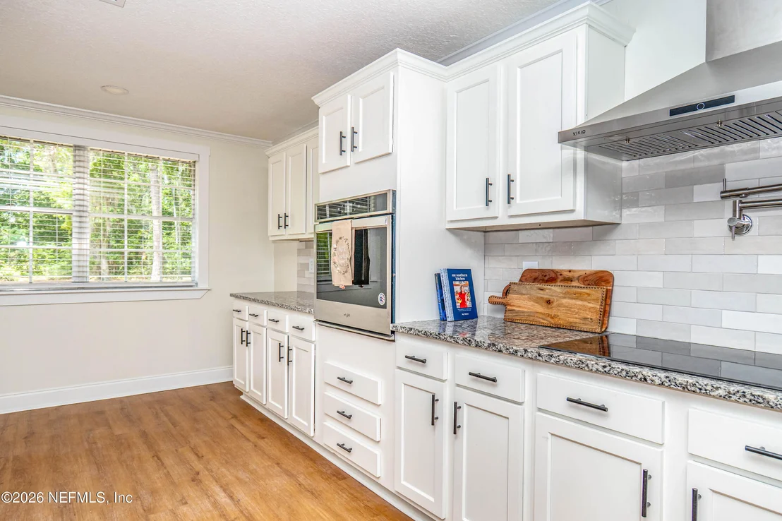 Photo of 6172 MILTONDALE Road