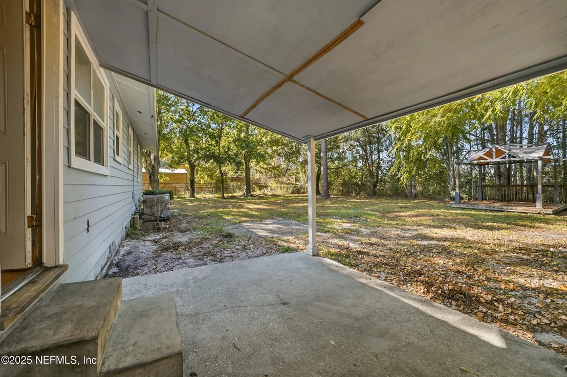 Photo of 11948 AARON Road