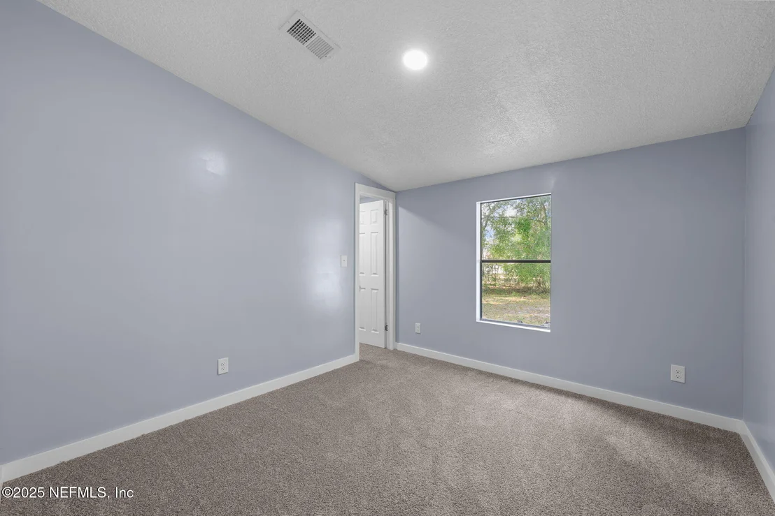 Photo of 117 CHILTON Place