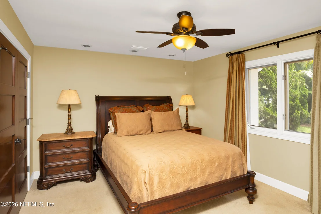 Photo of 33 CORONA Road