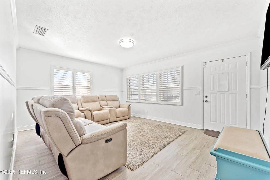Photo of 8871 MANSON Circle