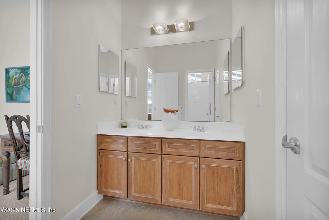 Photo of 159 LA MESA Drive