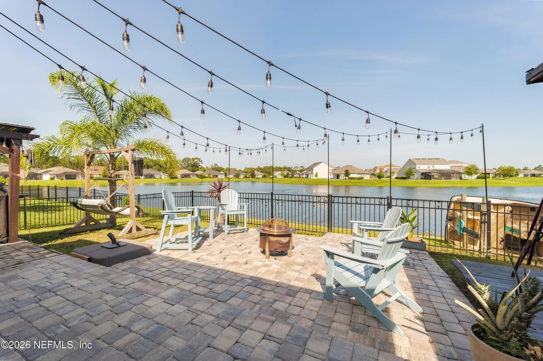 Photo of 607 WILLOW LAKE Drive
