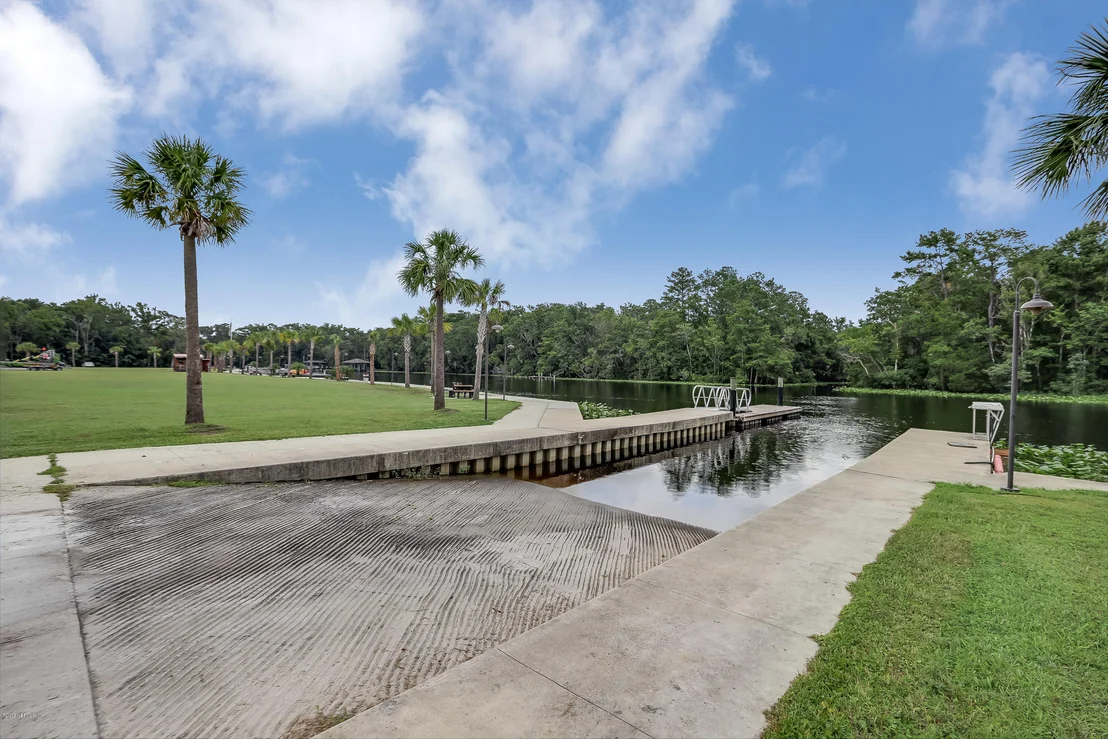 Photo of 277 VINTAGE OAK Circle