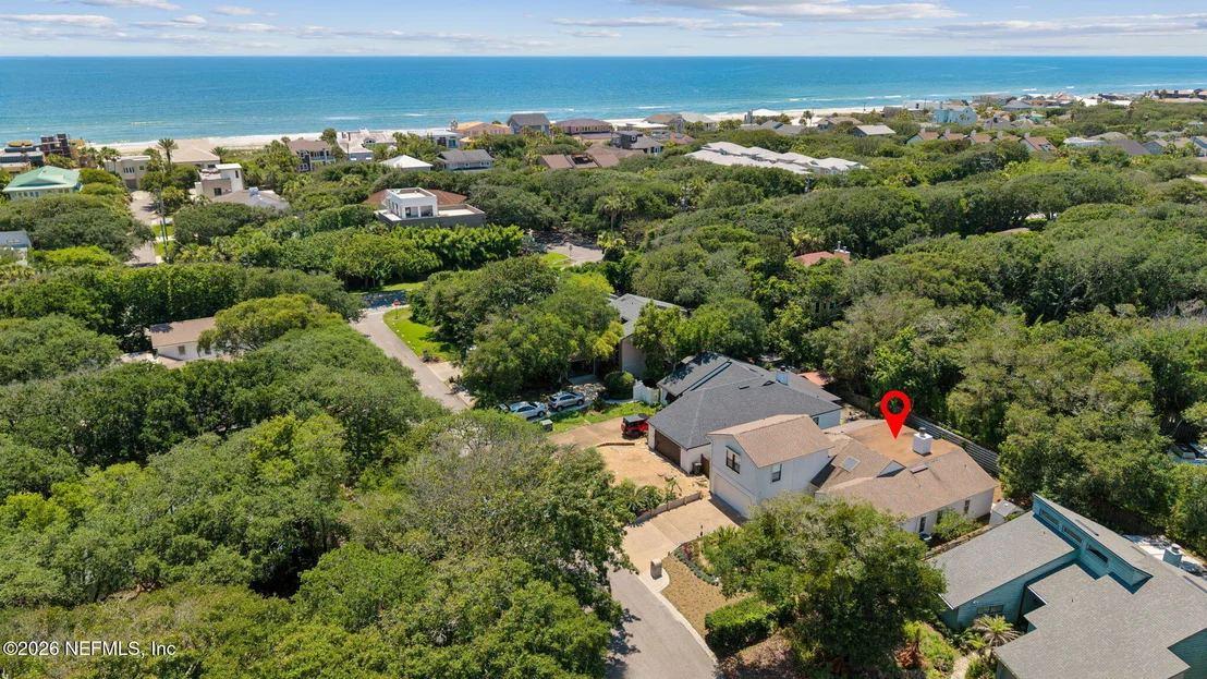 Photo of 330 GARDEN Lane