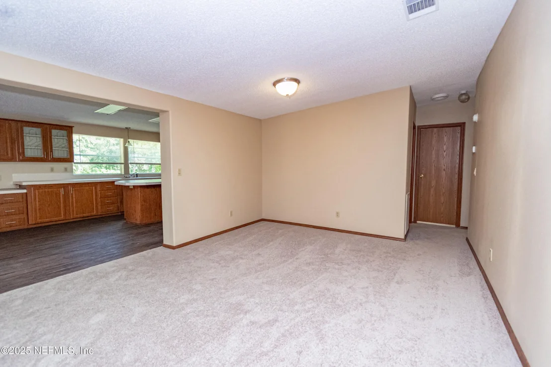 Photo of 5577 MYRTLE Road