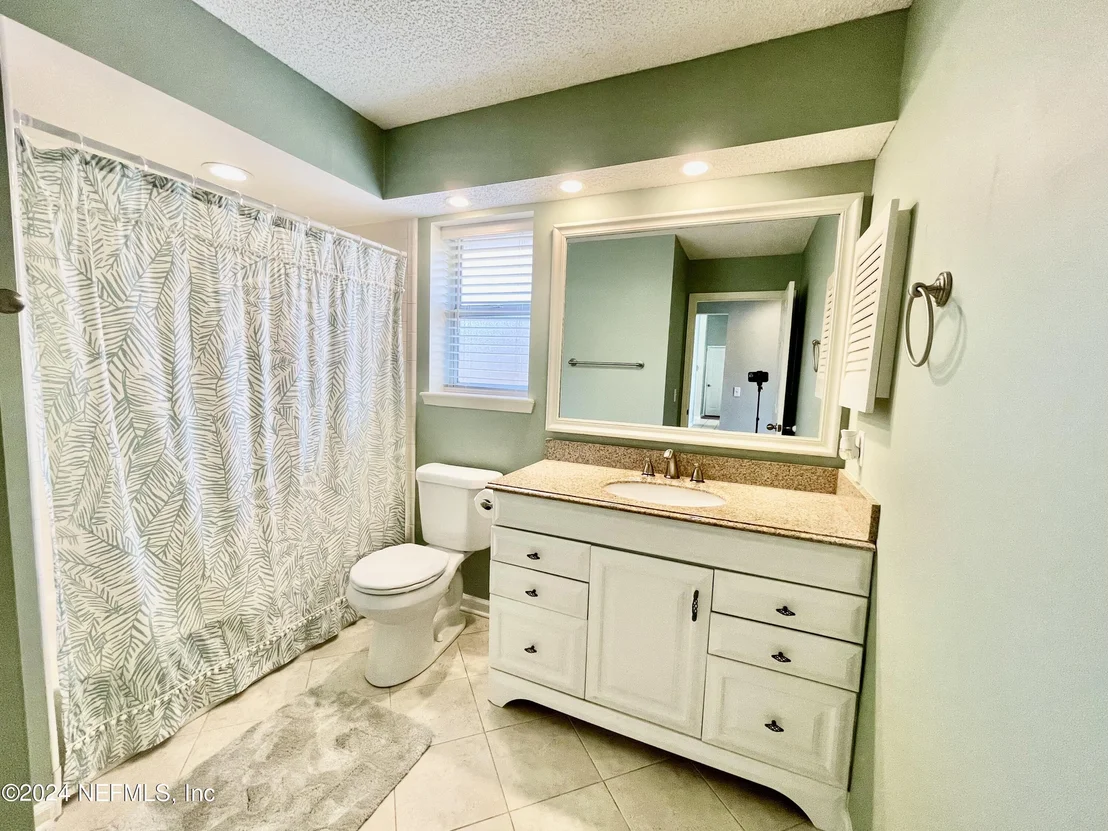 Photo of 1404 GIBRALTER Lane